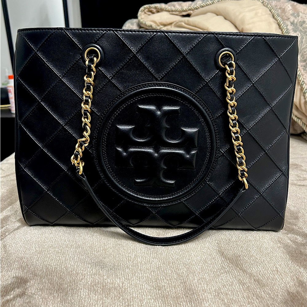 Tory Burch Fleming Soft Chain Tote
